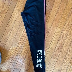 VS Pink ultimate leggings